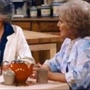 Meet your Posher, Liz